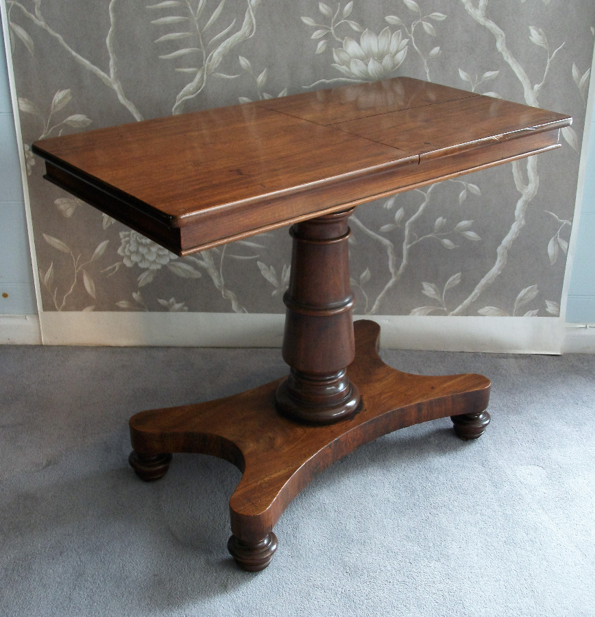 ANTIQUE ADJUSTABLE READING TABLE